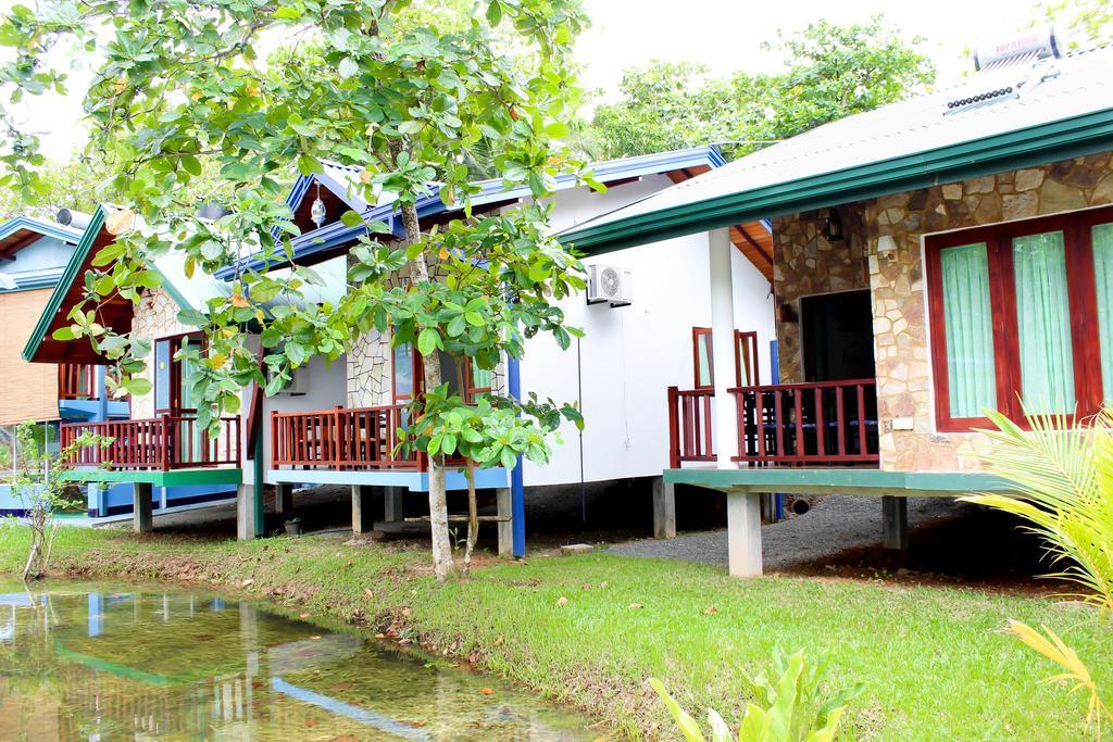 Azzurra Hikkaduwa Villa Room photo